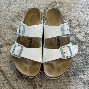 NEW Birkenstock Sandals